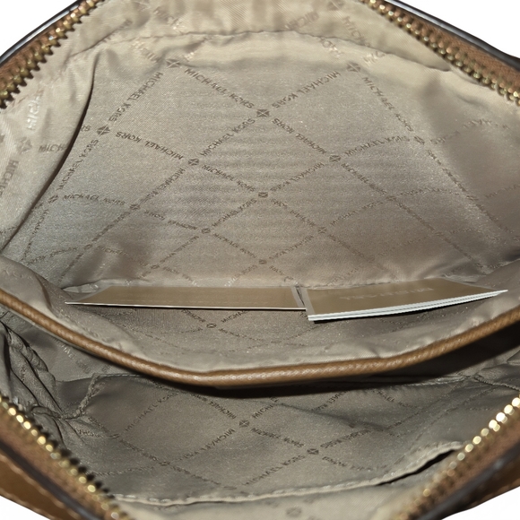 Michael Kors Jet Set Large East West Crossbody Bag-EUC - Picture 7 of 15